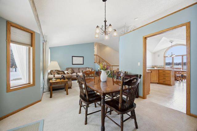 1609 40th Avenue N, Moorhead, MN 56560