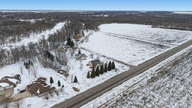 1609 40th Avenue N, Moorhead, MN 56560