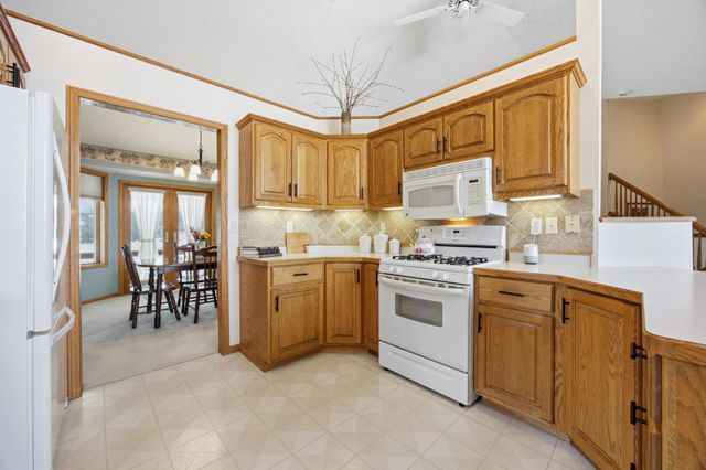 1609 40th Avenue N, Moorhead, MN 56560