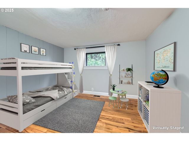 5417 Sw GARDEN HOME Rd, Portland, OR 97219