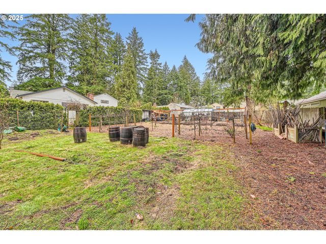 5417 Sw GARDEN HOME Rd, Portland, OR 97219
