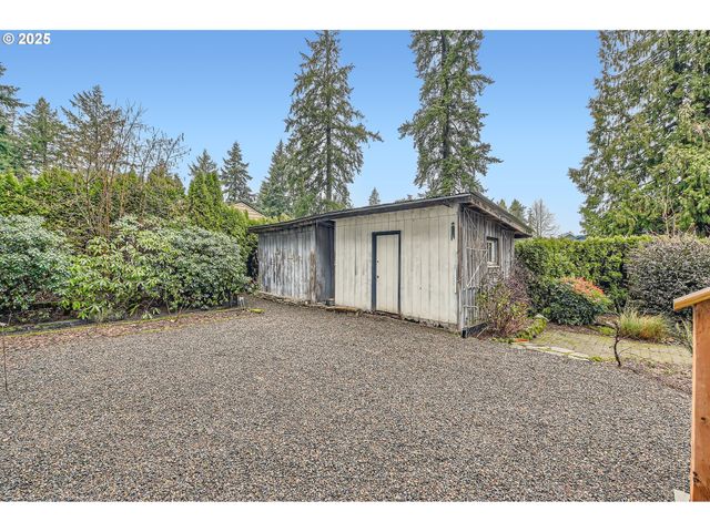 5417 Sw GARDEN HOME Rd, Portland, OR 97219