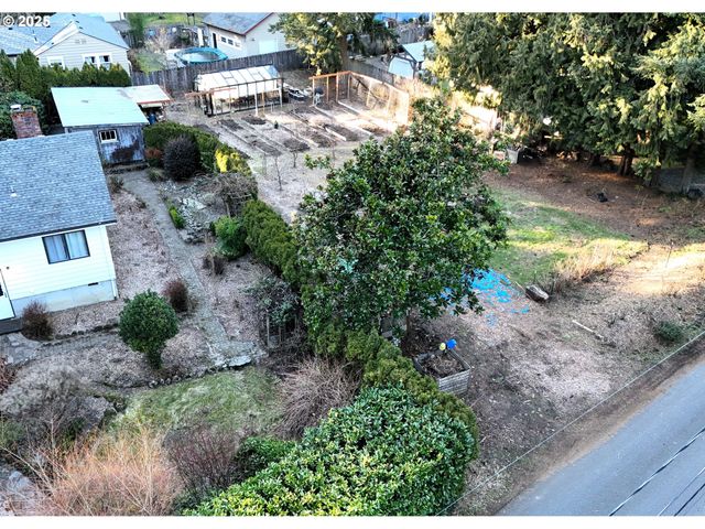5417 Sw GARDEN HOME Rd, Portland, OR 97219