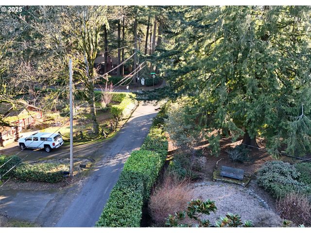 5417 Sw GARDEN HOME Rd, Portland, OR 97219