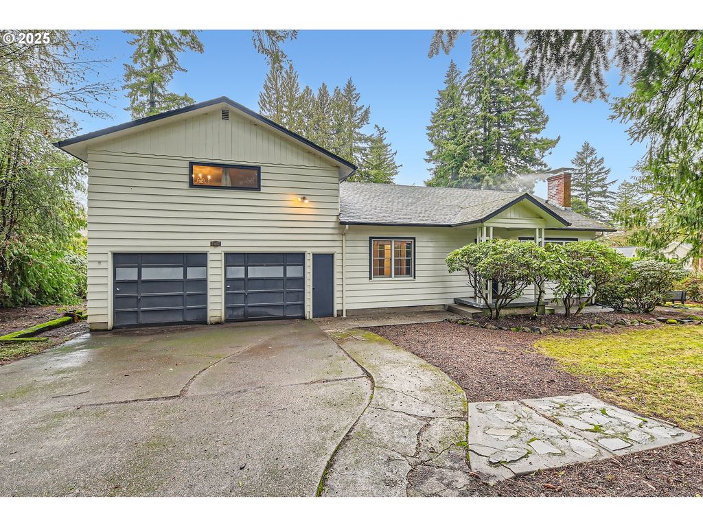 5417 Sw GARDEN HOME Rd, Portland, OR 97219