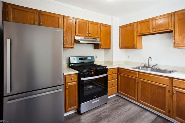 7450 Tyndale CT, Norfolk, VA 23505