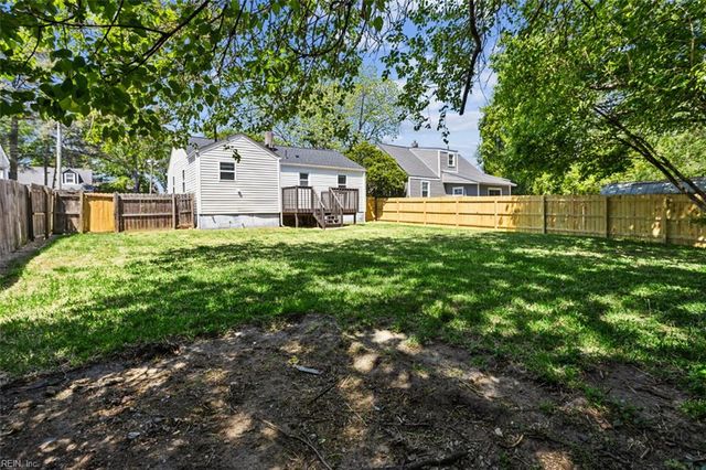 7450 Tyndale CT, Norfolk, VA 23505