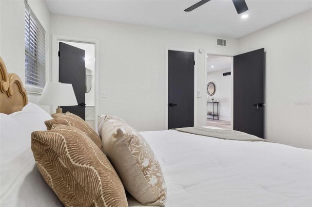 4412 W PEARL AVENUE, Tampa, FL 33611