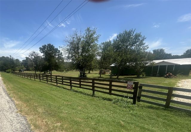 2175 Old Highway 20, Mcdade, TX 78650