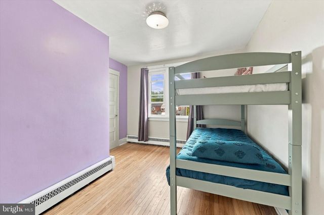 138 S BISHOP AVE, Springfield, PA 19064