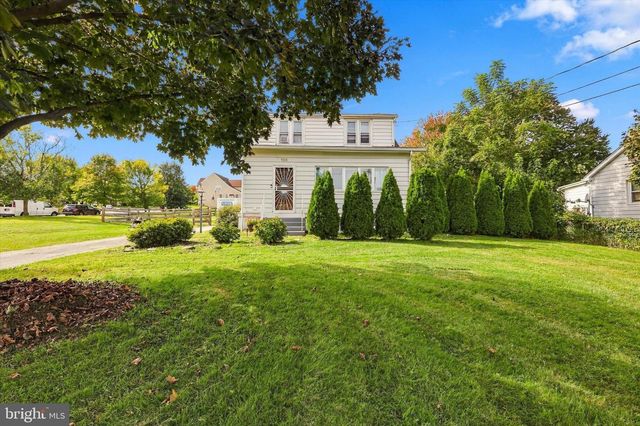 138 S BISHOP AVE, Springfield, PA 19064
