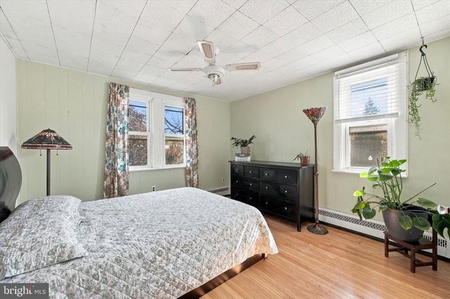 138 S BISHOP AVE, Springfield, PA 19064
