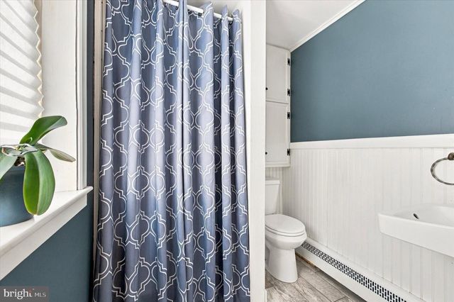 138 S BISHOP AVE, Springfield, PA 19064