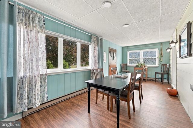 138 S BISHOP AVE, Springfield, PA 19064
