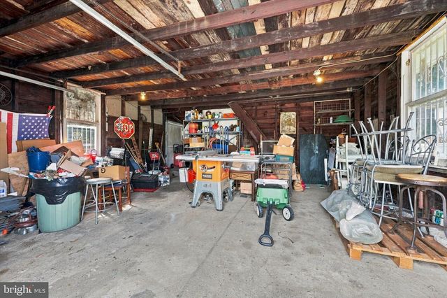 138 S BISHOP AVE, Springfield, PA 19064
