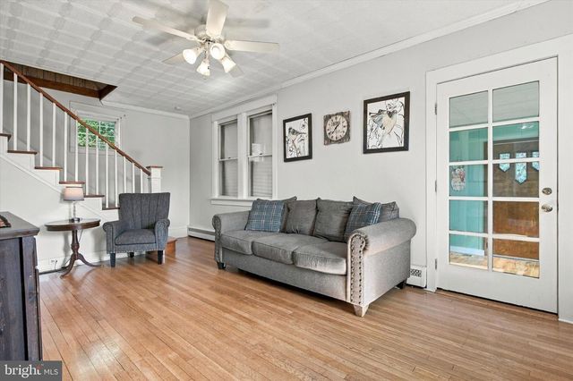 138 S BISHOP AVE, Springfield, PA 19064