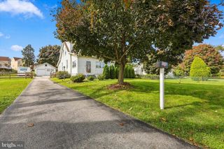 138 S BISHOP AVE, Springfield, PA 19064