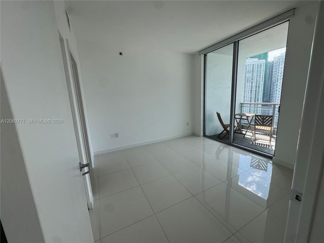 90 SW 3rd St 2314, Miami, FL 33130