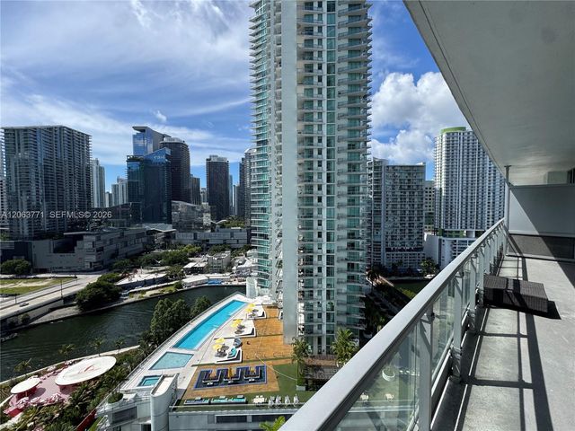 90 SW 3rd St 2314, Miami, FL 33130
