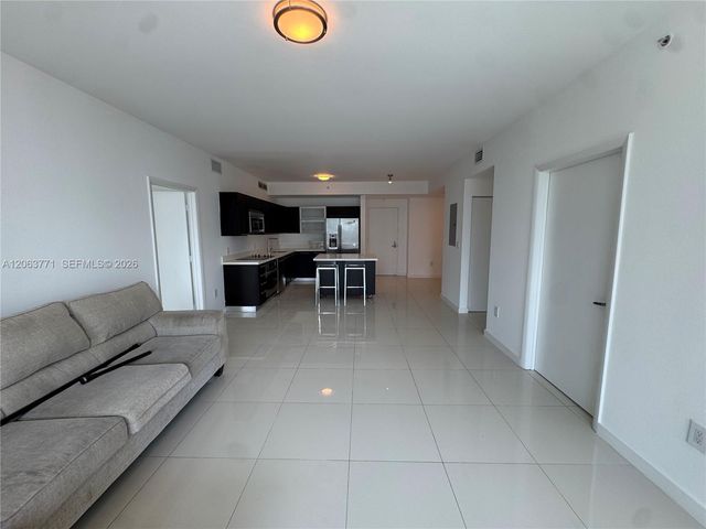 90 SW 3rd St 2314, Miami, FL 33130