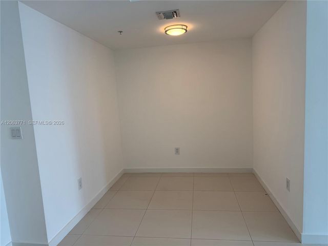 90 SW 3rd St 2314, Miami, FL 33130
