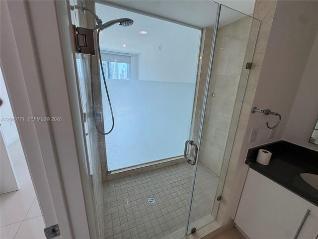 90 SW 3rd St 2314, Miami, FL 33130