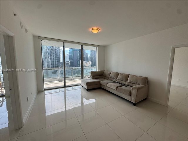 90 SW 3rd St 2314, Miami, FL 33130