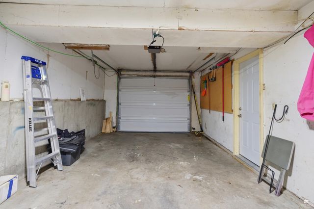 1505 Lilac Lane, Wamego, KS 66547