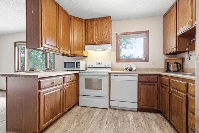 743 PLUM TREE LN, Rapid City, SD 57702