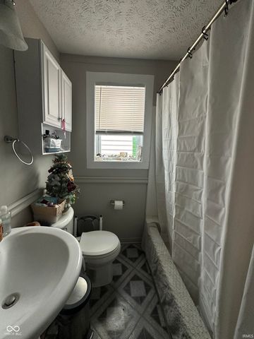 1619 P Avenue, New Castle, IN 47362