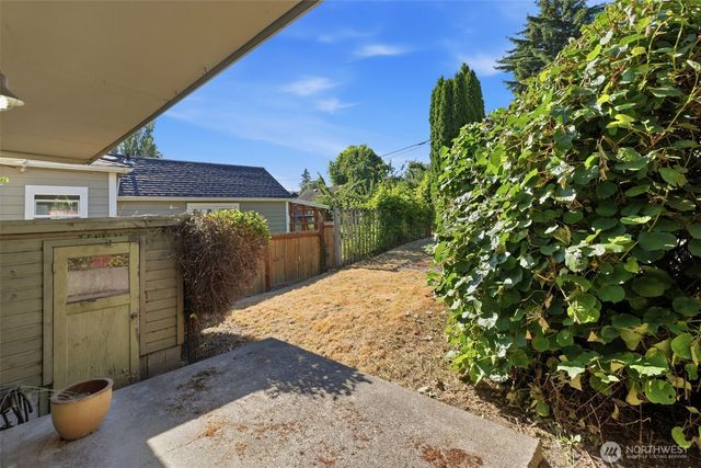 2316 N 28th Street, Tacoma, WA 98403