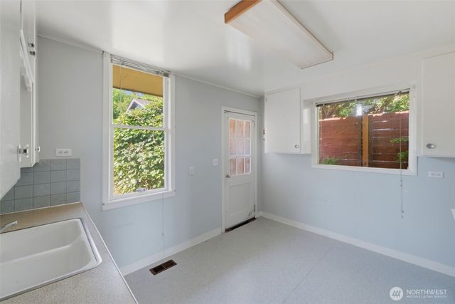 2316 N 28th Street, Tacoma, WA 98403