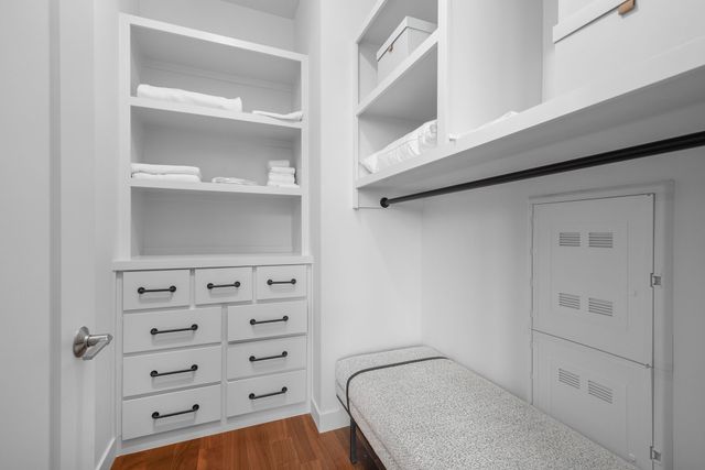 160 2nd Ave S Apt 2104, Nashville, TN 37201