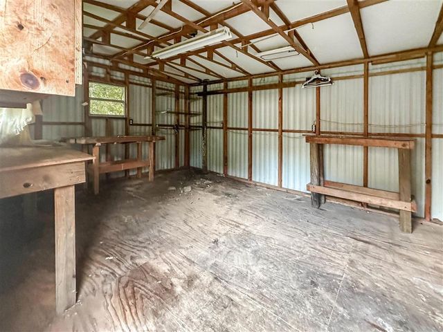 413 Magnolia Street, New Llano, LA 71461