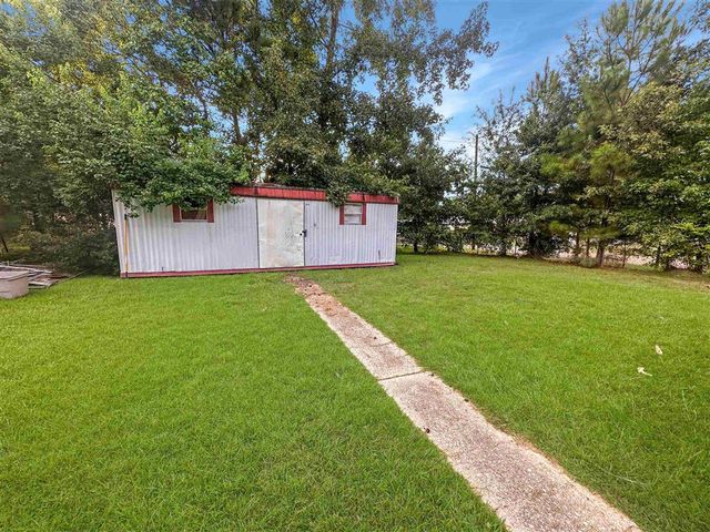 413 Magnolia Street, New Llano, LA 71461