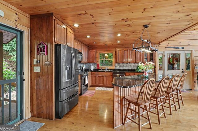 1039 Arbor Drive, Lakemont, GA 30552