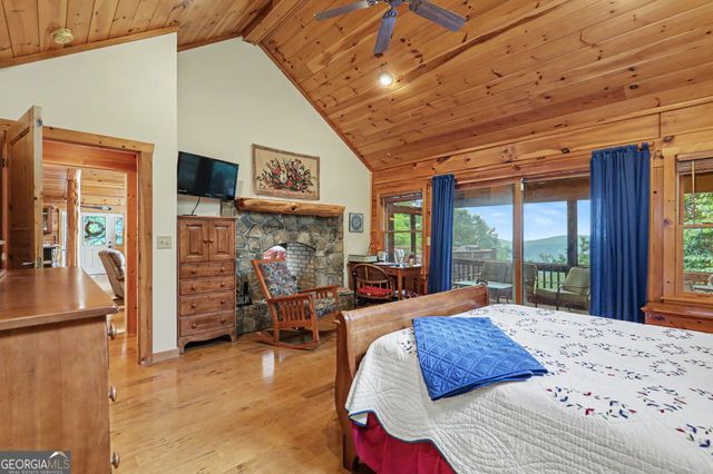 1039 Arbor Drive, Lakemont, GA 30552