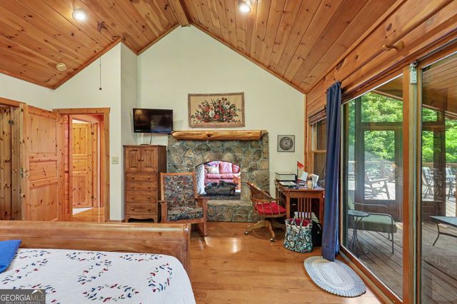 1039 Arbor Drive, Lakemont, GA 30552
