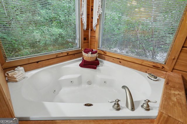 1039 Arbor Drive, Lakemont, GA 30552