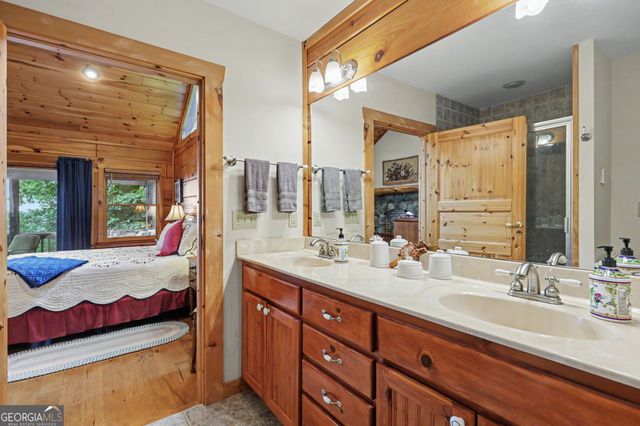 1039 Arbor Drive, Lakemont, GA 30552