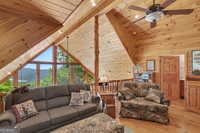 1039 Arbor Drive, Lakemont, GA 30552