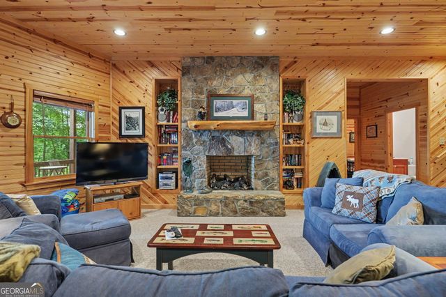 1039 Arbor Drive, Lakemont, GA 30552