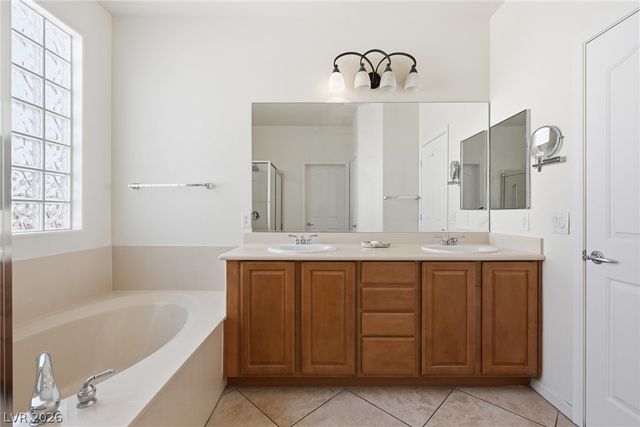 2100 Burtonsville Drive, Henderson, NV 89044