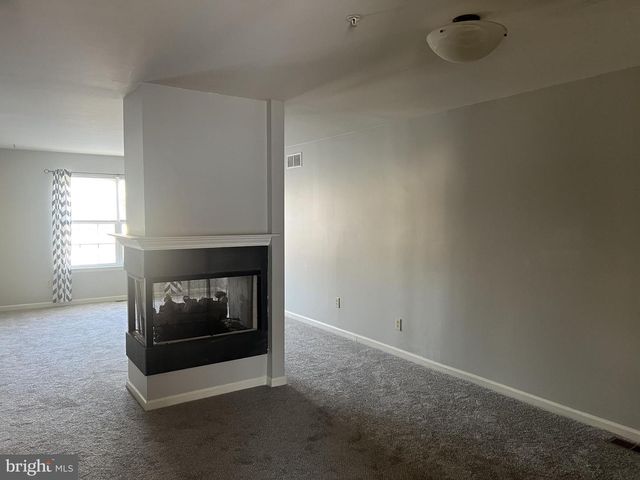 343 GLENN ROSE CIR, King Of Prussia, PA 19406