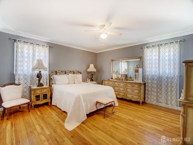 60 S Cliff Road S, Colonia, NJ 07067