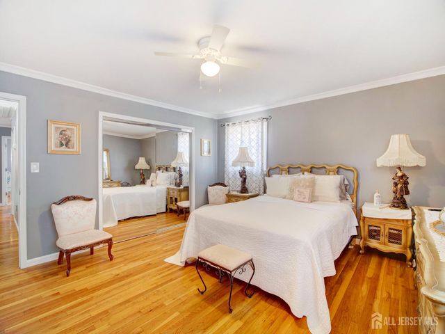 60 S Cliff Road S, Colonia, NJ 07067