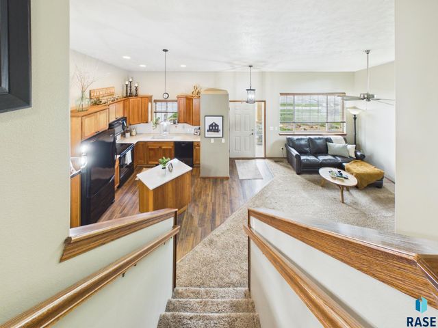 506 Troy Ave Avenue, Harrisburg, SD 57032