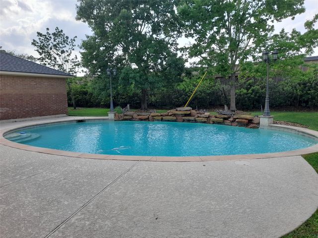 1722 Parklake Village Circle, Katy, TX 77450