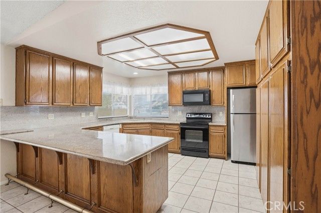 22170 MUSTANG Court, Canyon Lake, CA 92585