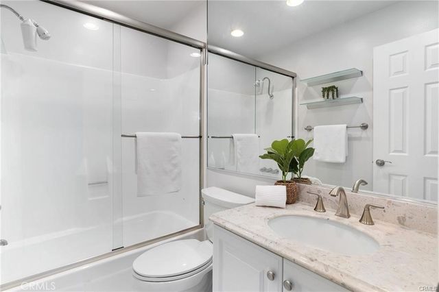23401 Park Sorrento 55, Calabasas, CA 91302